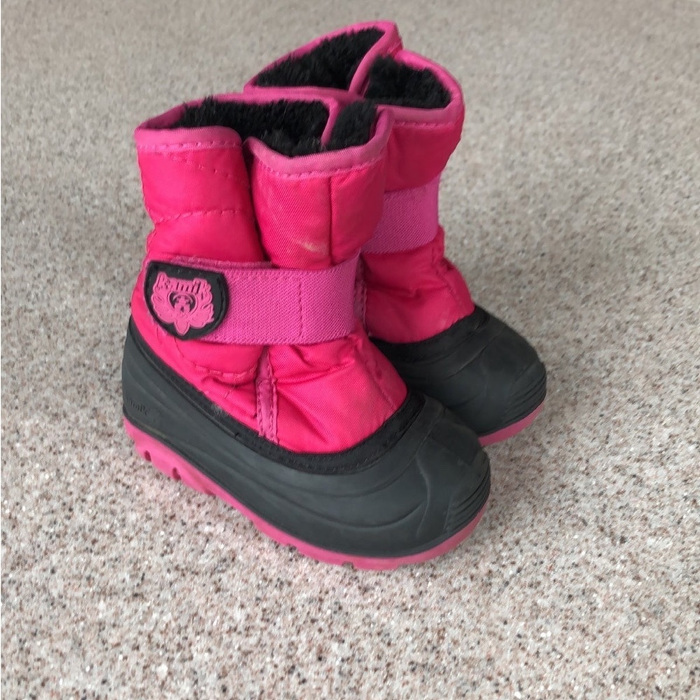 Kamik toddler girl size 6 snowbug winter boot